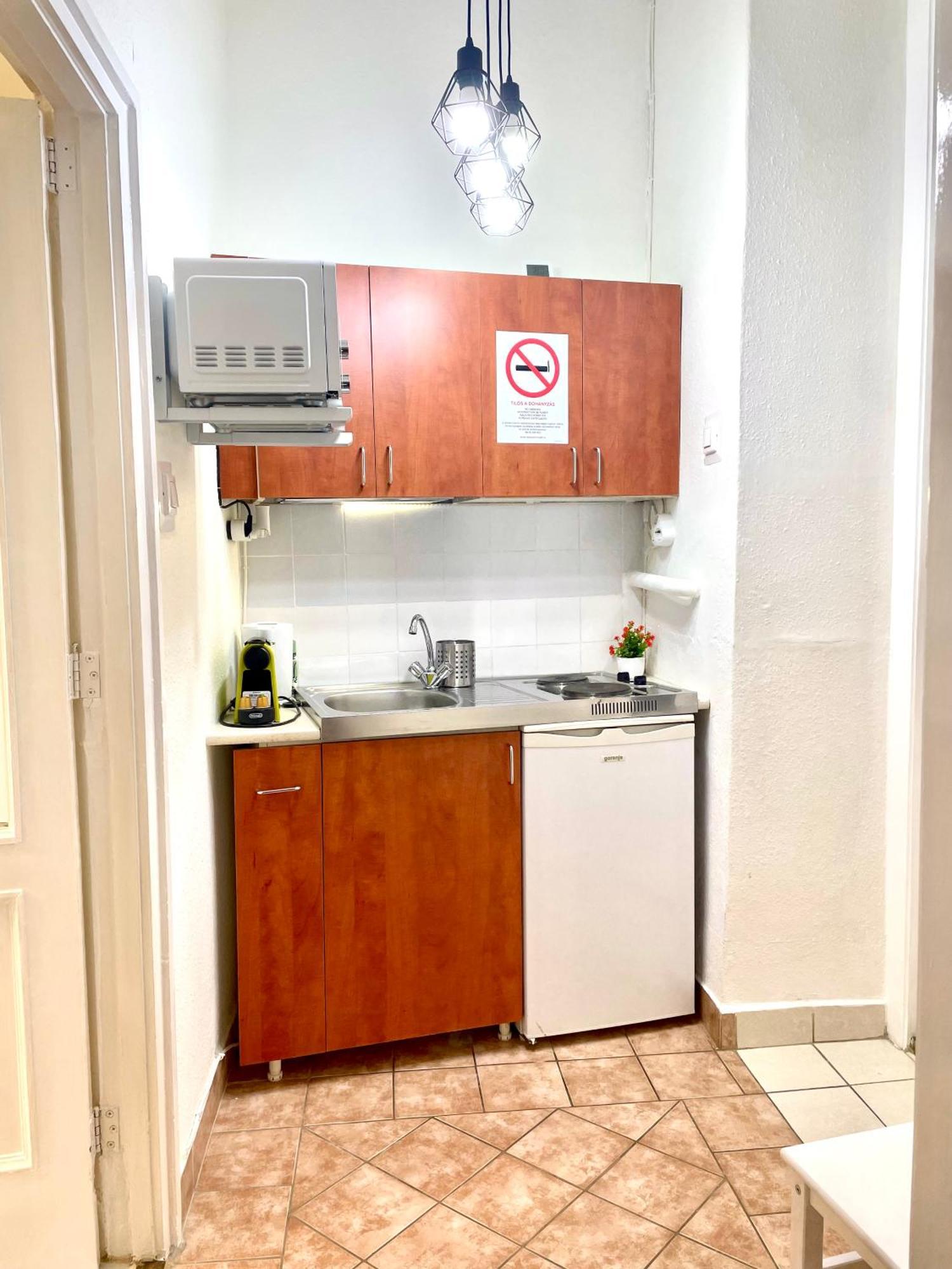 Small Cosy Near The Famous Westend Center Apartman Budapest