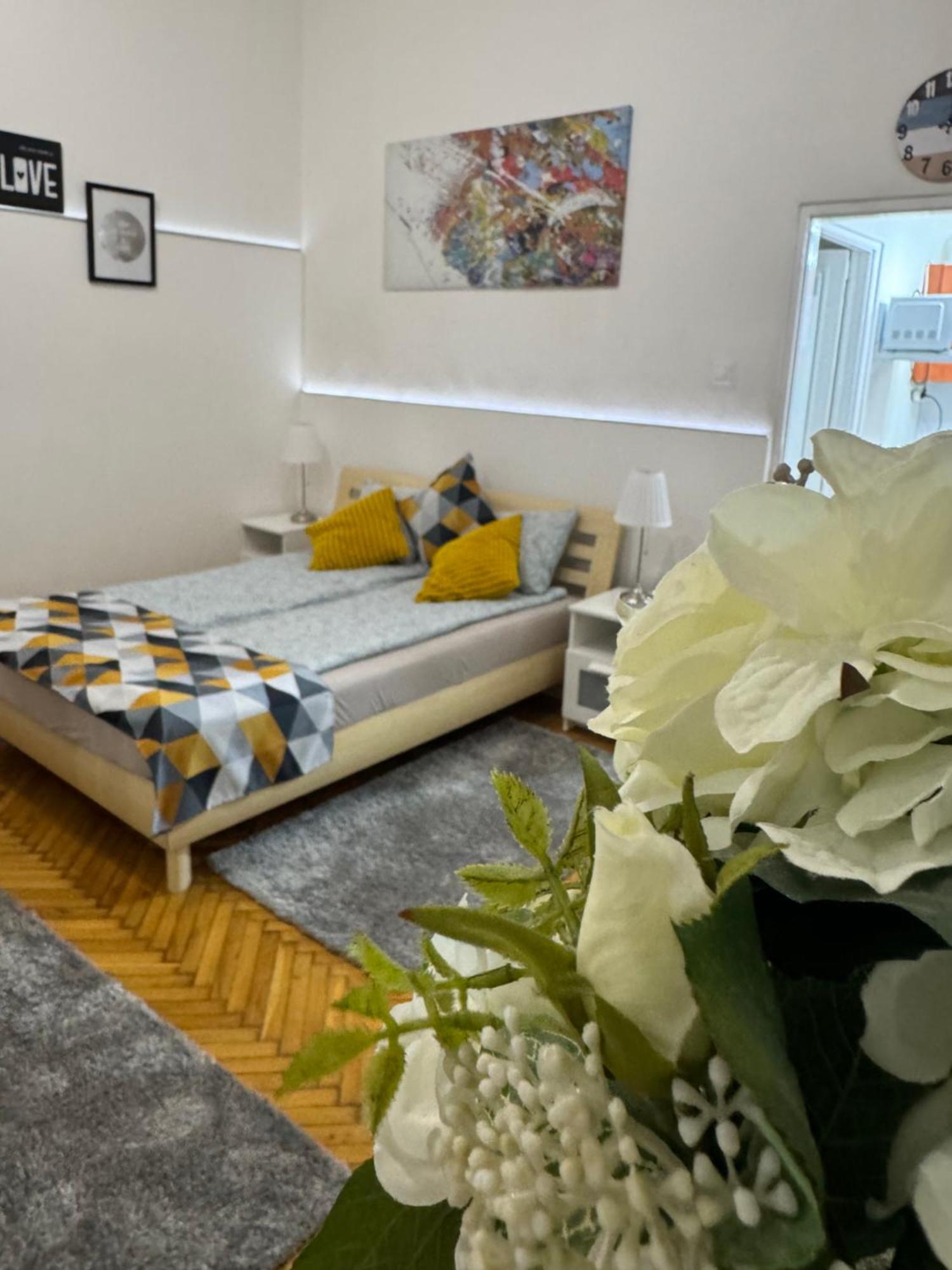 Small Cosy Near The Famous Westend Center Apartamento *