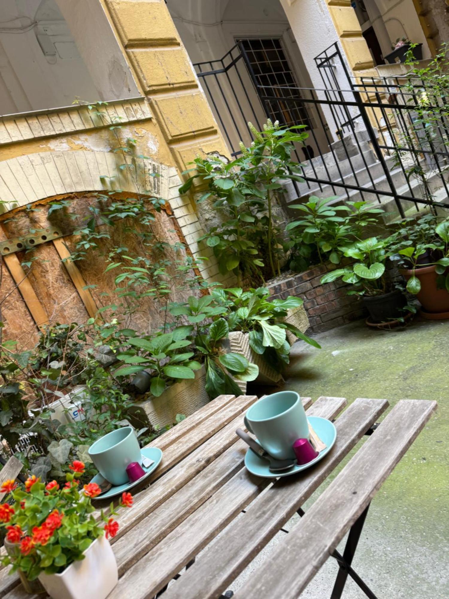 Small Cosy Near The Famous Westend Center Apartamento